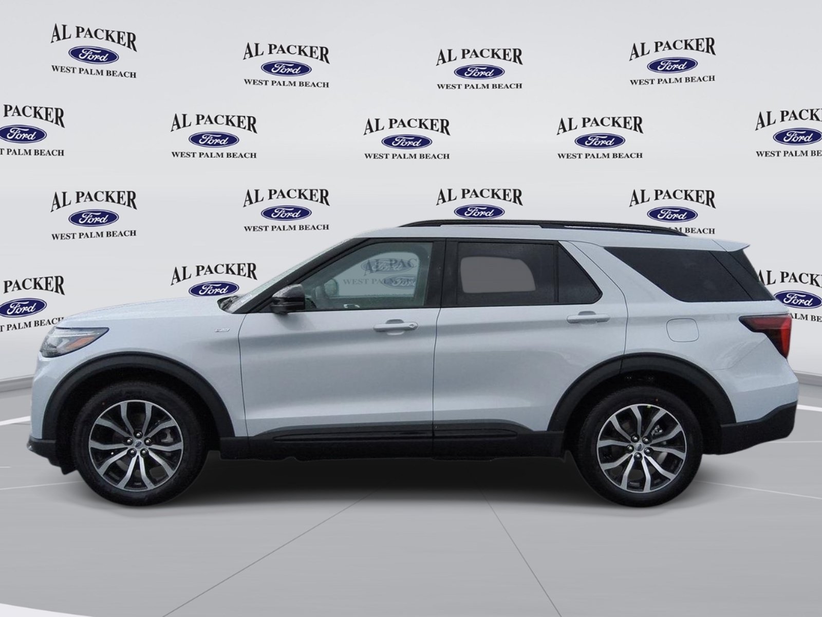 New 2026 Ford Explorer ST-Line w/ Premium Package RWD image 2