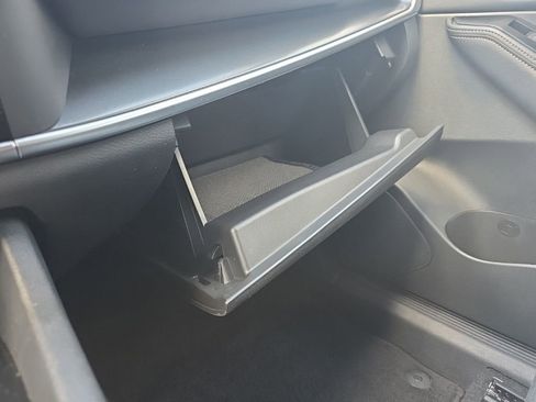 Used 2025 Nissan Rogue SV image 30