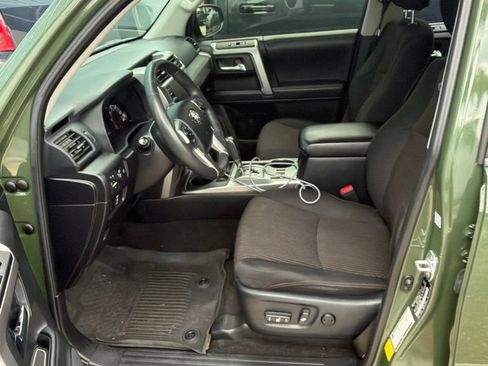 Used 2021 Toyota 4Runner Trail Special Edition RWD image 6
