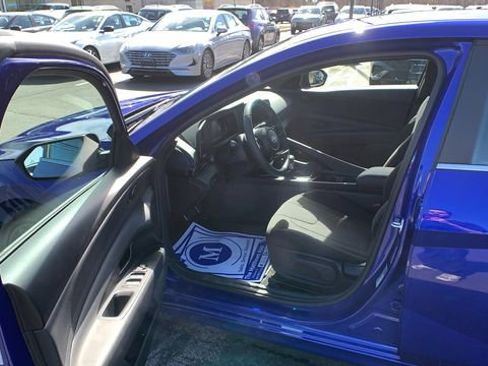 Certified 2026 Hyundai Elantra SEL Sport Premium FWD image 9