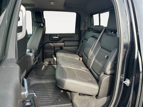 Used 2023 GMC Sierra 2500 Denali w/ Denali Ultimate Package image 24