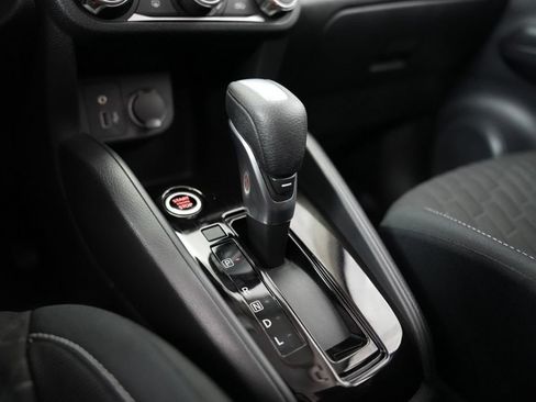 Used 2022 Nissan Kicks S FWD image 25