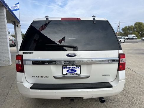 Used 2015 Ford Expedition EL Platinum image 5