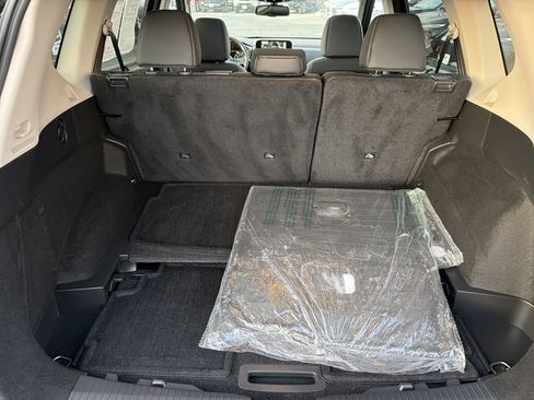 Used 2023 Nissan Rogue SL w/ SL Premium Package image 32