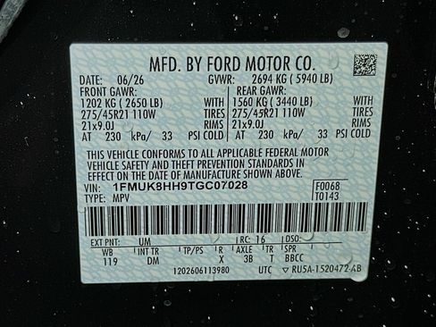 New 2026 Ford Explorer Platinum w/ LUX Leather Package AWD/4WD image 18