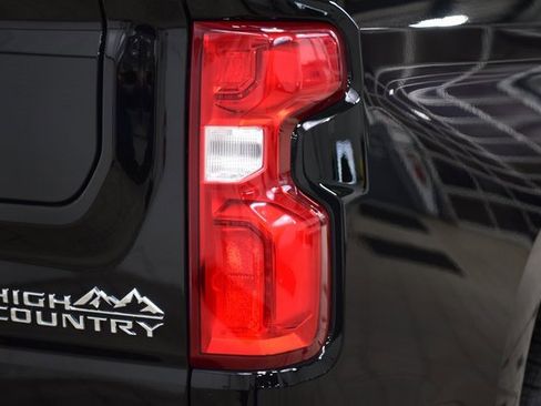Used 2024 Chevrolet Silverado 1500 High Country w/ Technology Package image 21