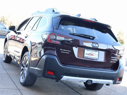 Used 2023 Subaru Outback Touring XT image 4