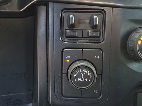 Used 2022 Ford F150 XL w/ STX Appearance Package image 12