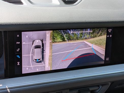Certified 2025 Porsche Cayenne AWD/4WD image 27