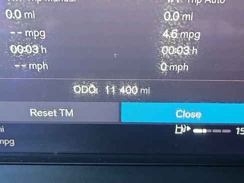 Used 2025 Volvo XC40 B5 Plus w/ Protection Package Premier image 6