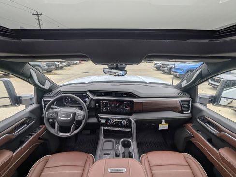 New 2026 GMC Sierra 3500 Denali Ultimate image 20