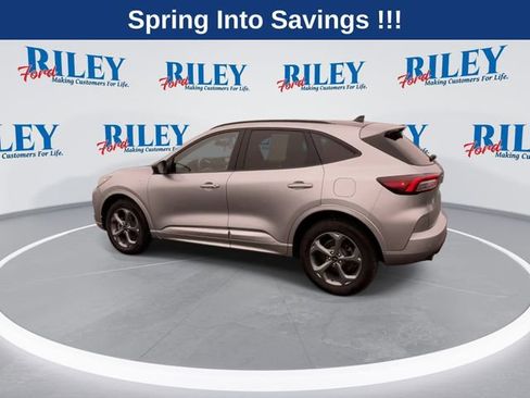 Used 2023 Ford Escape ST-Line w/ Tech Pack #1 AWD/4WD image 7