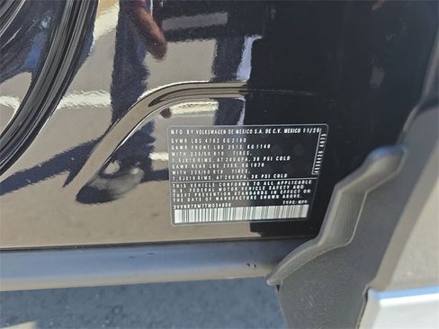 New 2026 Volkswagen Tiguan SE image 27