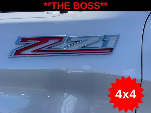 Used 2023 Chevrolet Silverado 1500 LT Trail Boss w/ LT Trail Boss Premium Package image 35