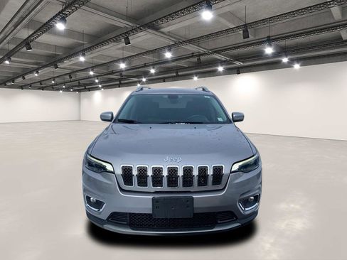Used 2020 Jeep Cherokee Limited image 2