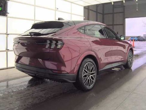 Used 2025 Ford Mustang Mach-E Premium image 3