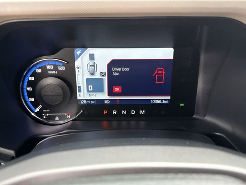 Used 2022 Ford Bronco Wildtrak image 25