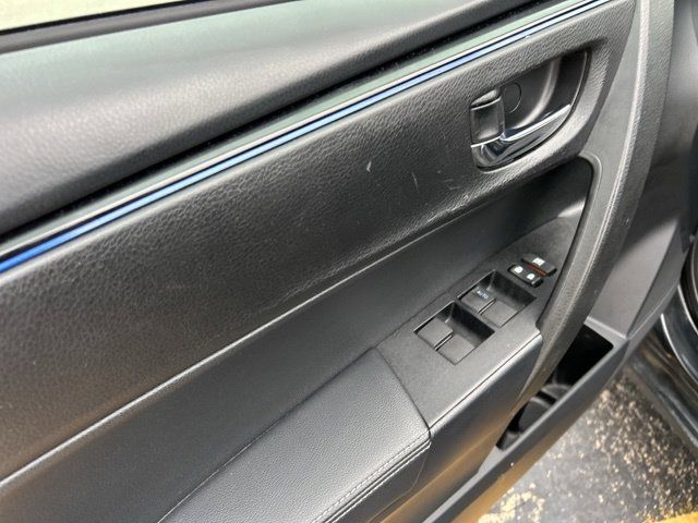 Used 2019 Toyota Corolla XSE FWD image 24