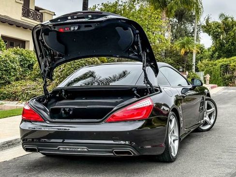 Used 2013 Mercedes-Benz SL 550 image 23
