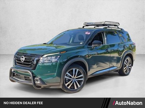 Used 2023 Nissan Pathfinder Platinum AWD/4WD image 1