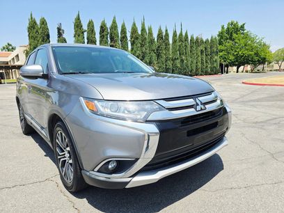 Used 2018 Mitsubishi Outlander SE
