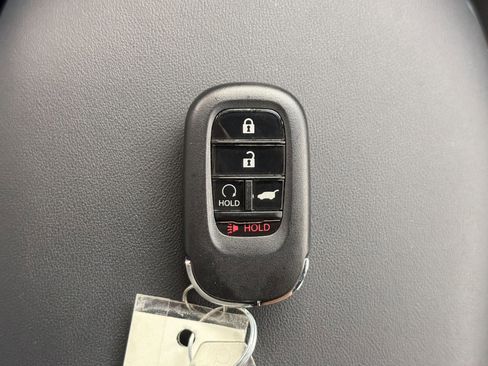 Certified 2024 Honda HR-V Sport image 30