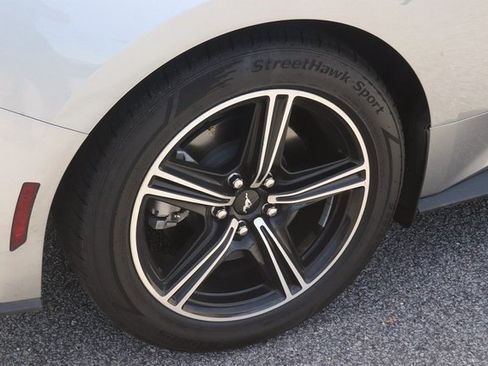 Used 2024 Ford Mustang Premium image 8