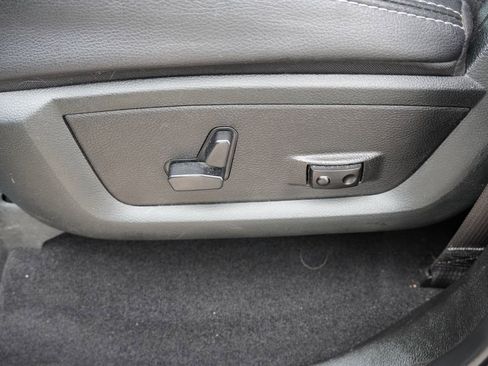 Certified 2018 RAM 3500 Big Horn w/ Sport Appearance Group image 22