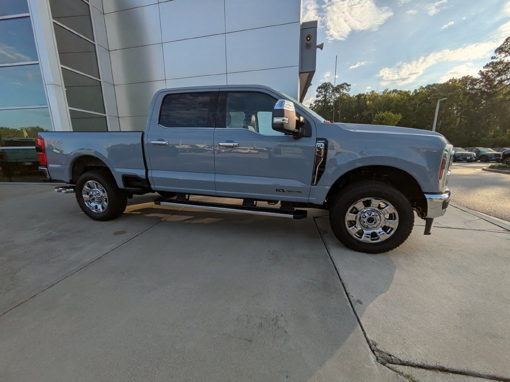New 2026 Ford F350 Lariat w/ Chrome Package AWD/4WD image 3