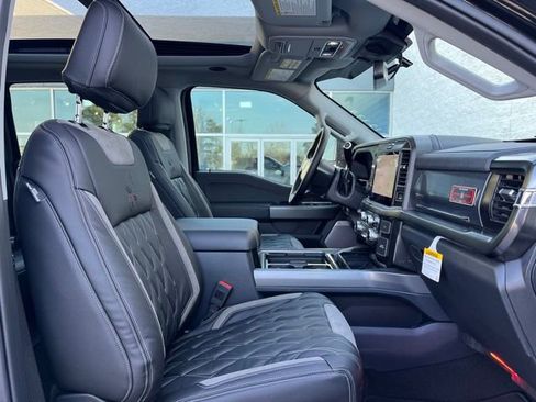 New 2026 Ford F250 Lariat w/ Black Appearance Package image 7