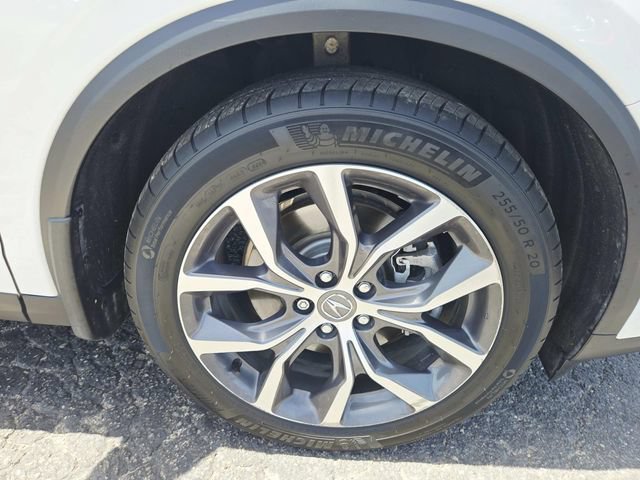 Used 2022 Acura MDX w/ Technology Package AWD/4WD image 16