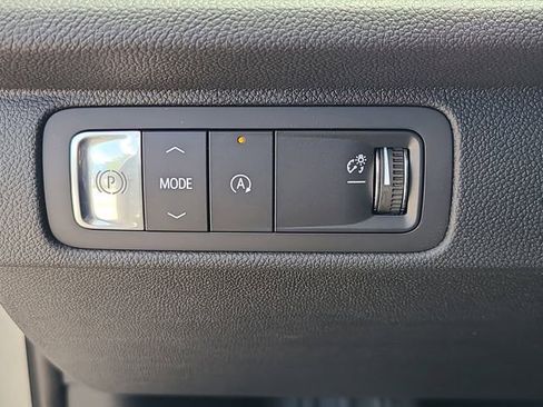 New 2026 Chevrolet Traverse LT image 24