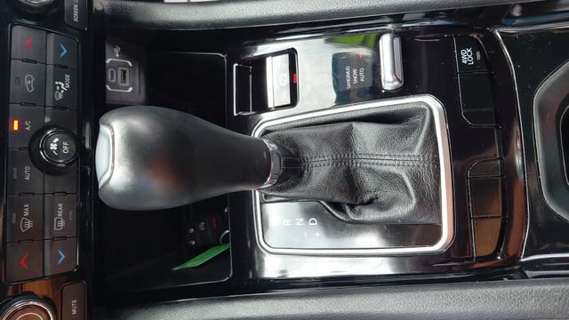 Used 2025 Jeep Compass Limited AWD/4WD image 21