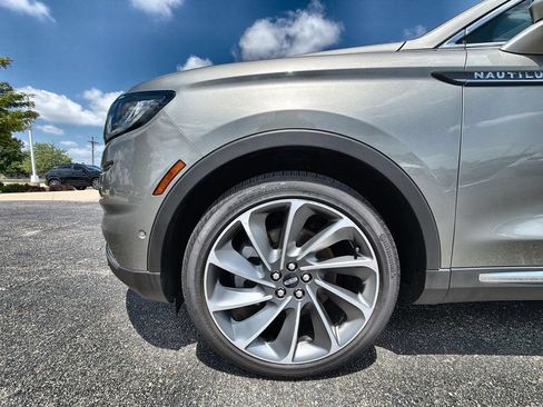 Used 2023 Lincoln Nautilus Reserve w/ Equipment Group 202A AWD/4WD image 18