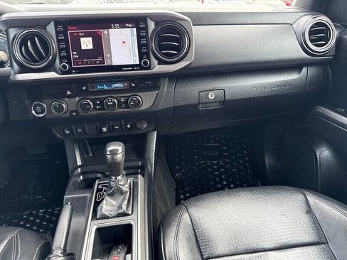 Used 2020 Toyota Tacoma 4x4 Double Cab image 23