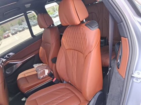 New 2027 BMW X7 xDrive40i w/ Executive Package AWD/4WD image 17
