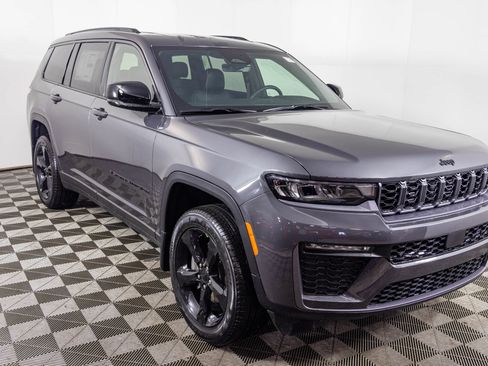 New 2026 Jeep Grand Cherokee L Limited image 14