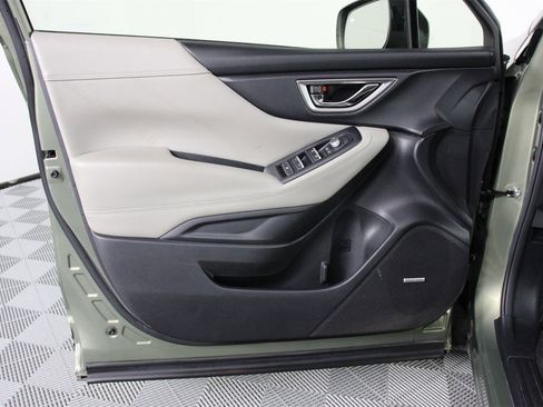 Used 2020 Subaru Forester Limited image 20