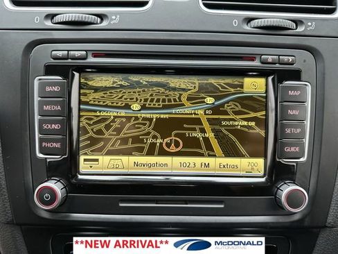 Used 2010 Volkswagen GTI 4-Door FWD image 17