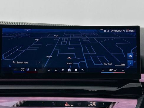 Used 2025 BMW i5 eDrive40i w/ M Sport Package image 13