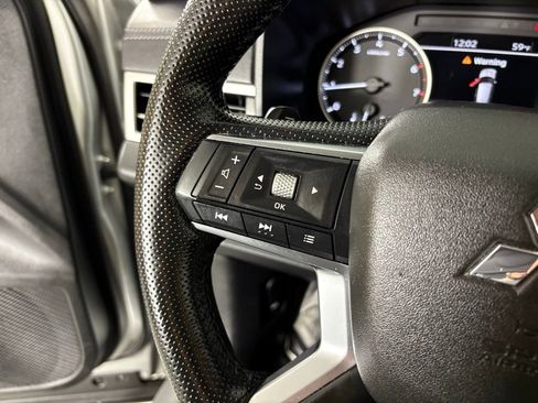 Used 2024 Mitsubishi Outlander SE image 22