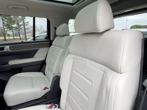 Certified 2024 Hyundai Santa Fe Calligraphy image 38