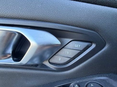 Used 2019 BMW 330i Sedan w/ Convenience Package RWD image 25