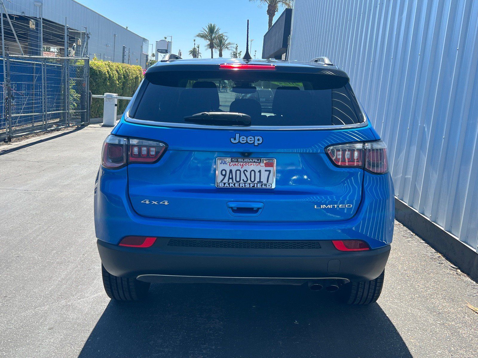 Used 2022 Jeep Compass Limited AWD/4WD image 5