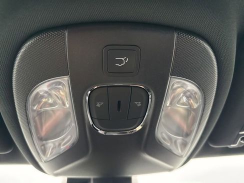 New 2026 Jeep Compass Limited AWD/4WD image 32
