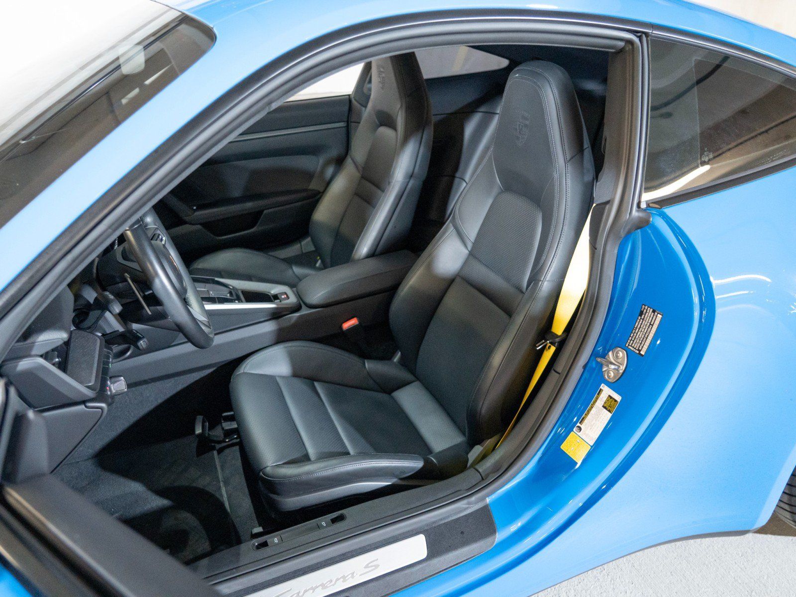 Certified 2023 Porsche 911 Carrera S RWD image 5