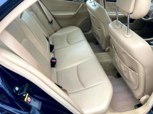 Used 2002 Mercedes-Benz C 240 Sedan image 22