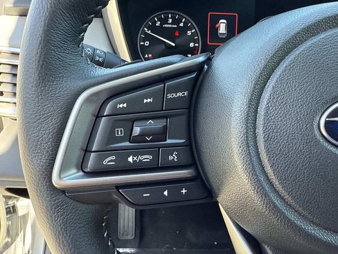New 2025 Subaru Outback Limited image 39