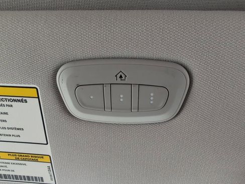 Used 2021 Jeep Cherokee Limited image 45