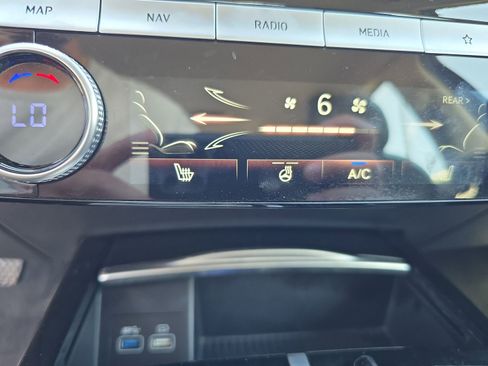 Used 2023 Genesis G80 2.5T AWD/4WD image 19